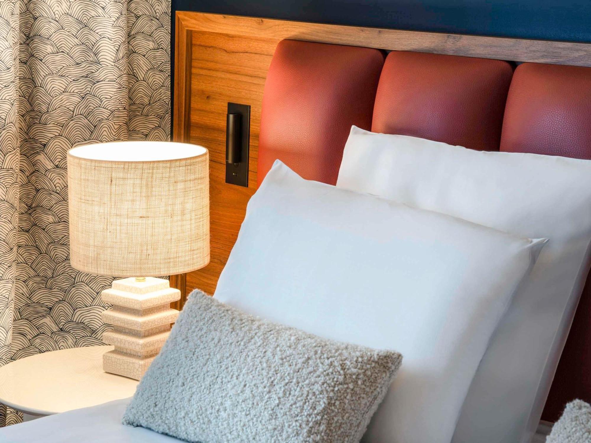 Mercure Cote De Nacre